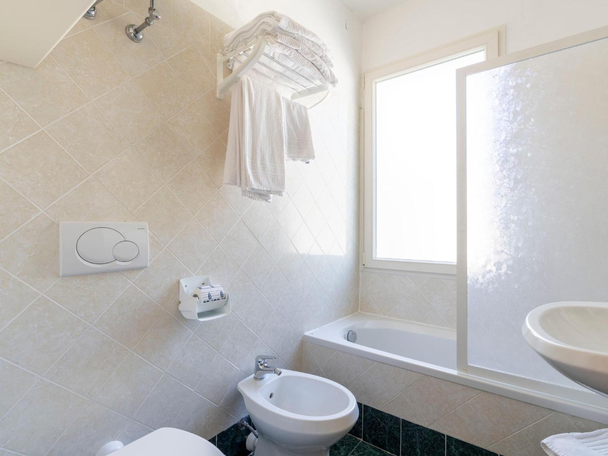 Apartment Borgoverde-2 By Interhome Imperia Luaran gambar